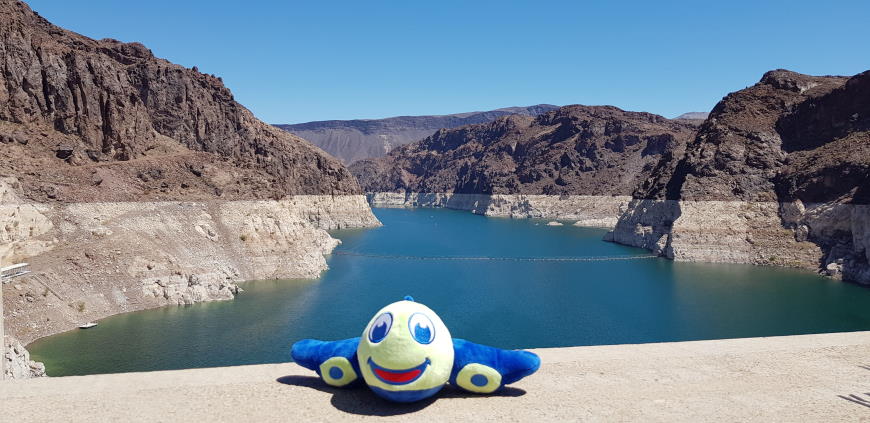 Avi at the hoover dam